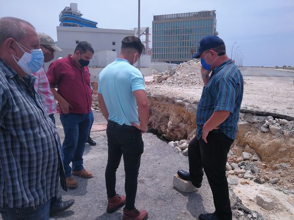 Visita a la obra del Malecón