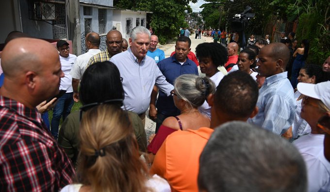 Chequea el presidente obras en VC