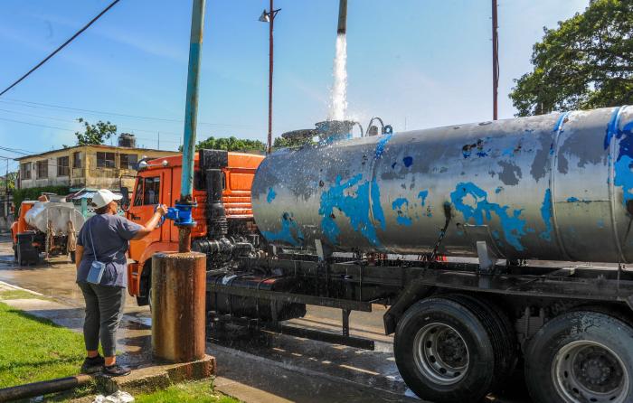 Existen ciclos atrasados en los planes permanentes con pipas, por la baja disponibilidad de vehículos y combustible. 