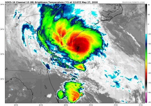 tormenta tropical